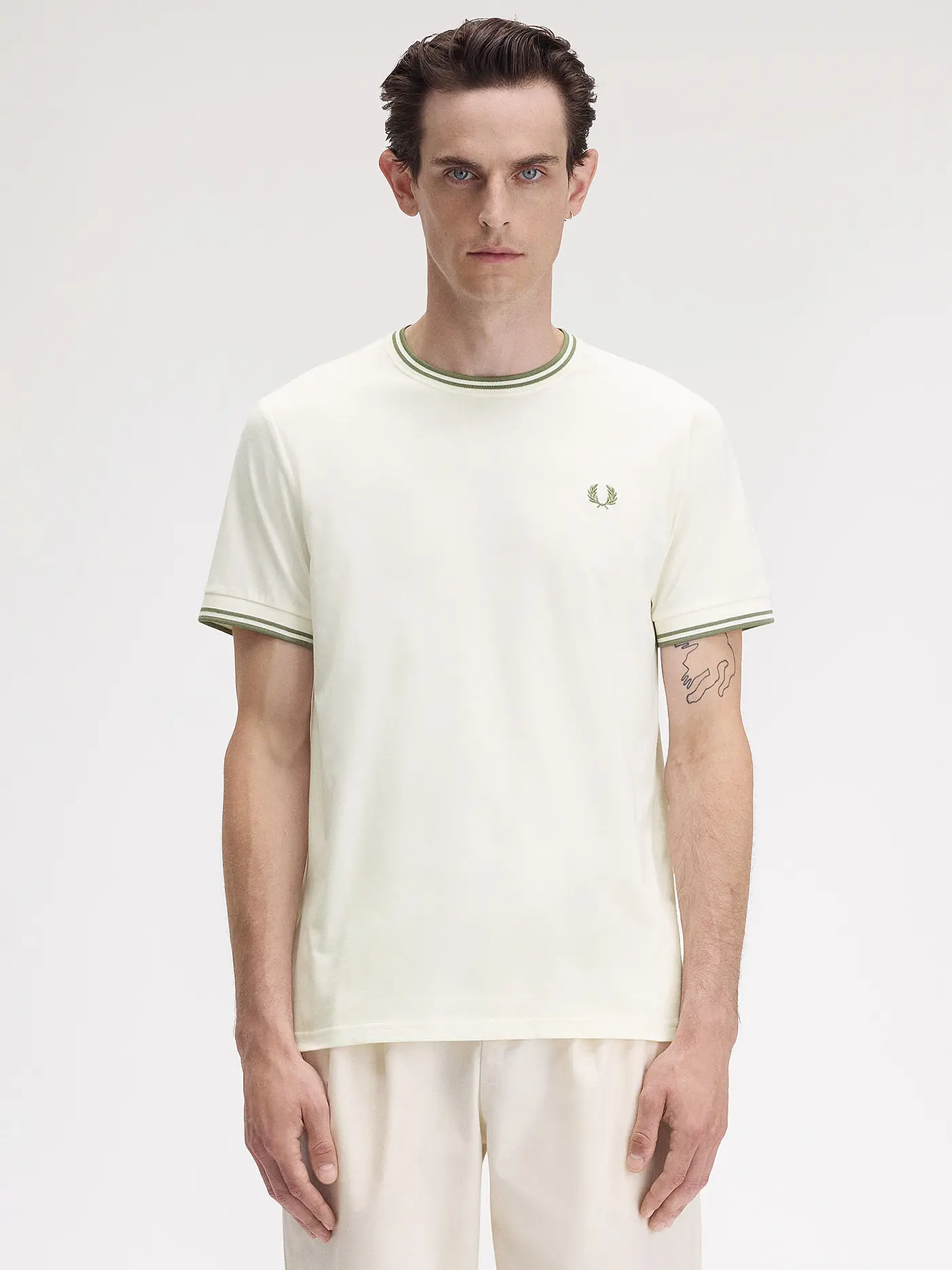 FRED PERRY | T-Shirt | creme